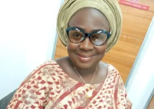 Ogun female broadcaster slumps, dies at work