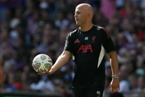 Slot seeks Liverpool balance for Premier League defence
